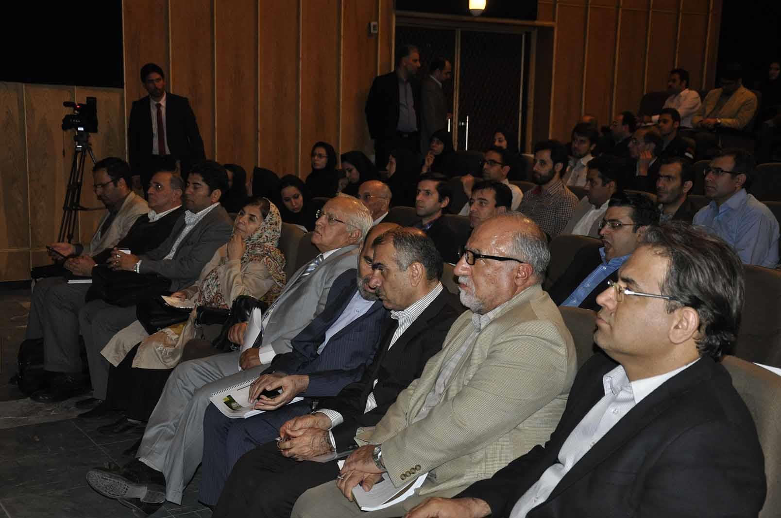 میزگرد برگزار شده توسط کمیته عمران کانون فنی